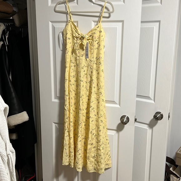 Evernew floral daisy tie front midi dress - Picture 1 of 3